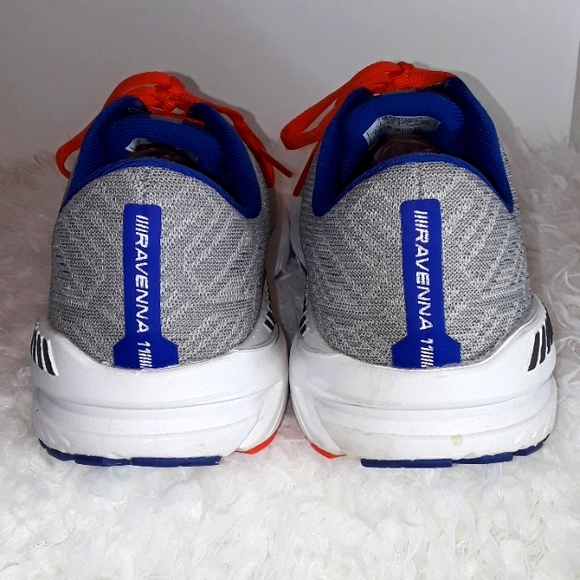 Brooks Ravenna 11 Guiderails Athletic Shoes with Speed Support. US Size: 8 - Picture 5 of 11